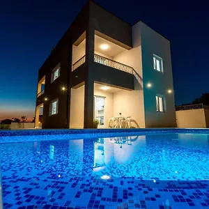 https://zrno-soli.hotelinzadar.com
