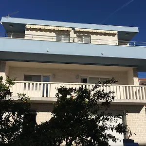 https://apartmani-mane.splithotels.org